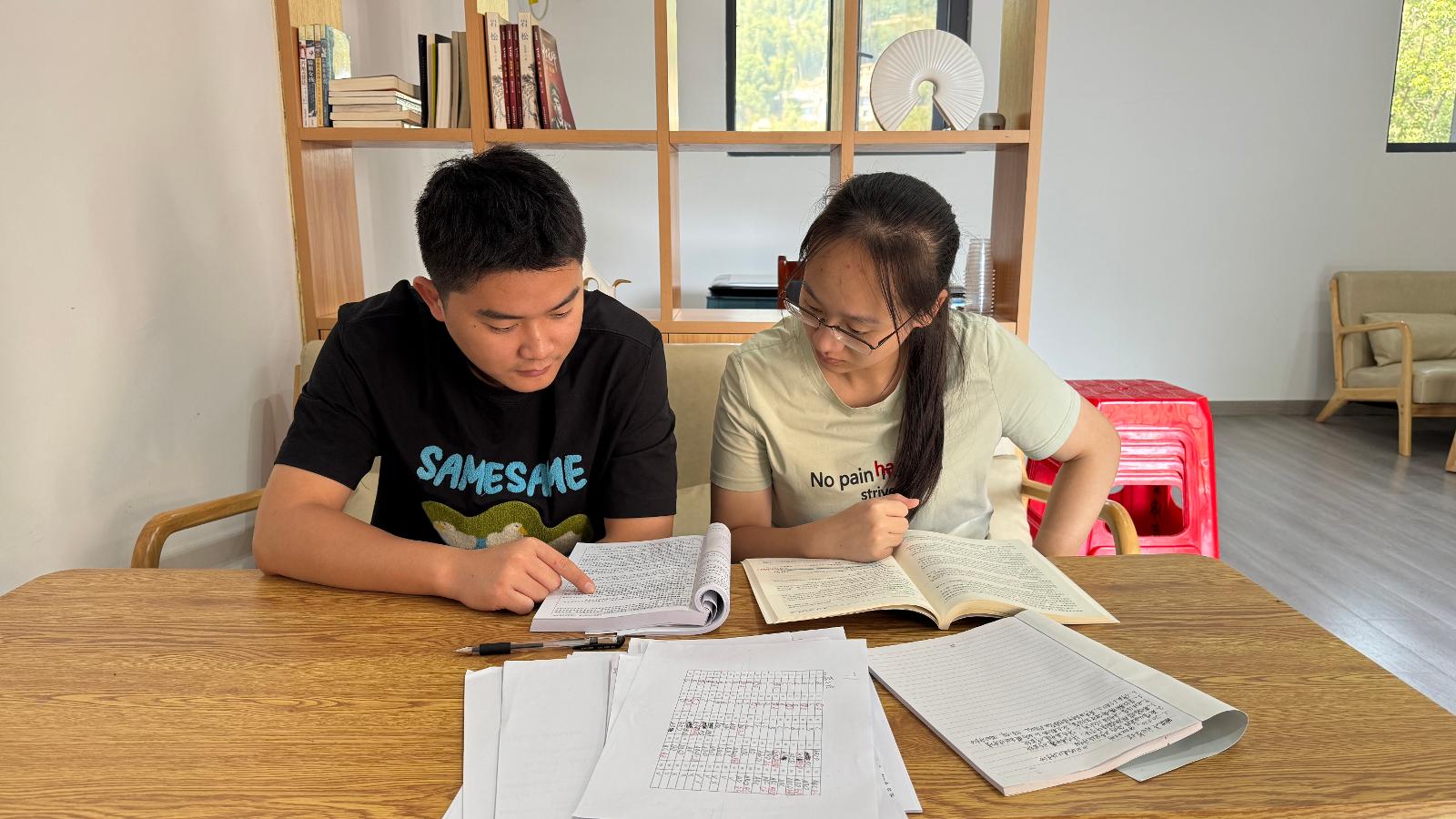 九江公司參賽選手互相交流知識點.jpg